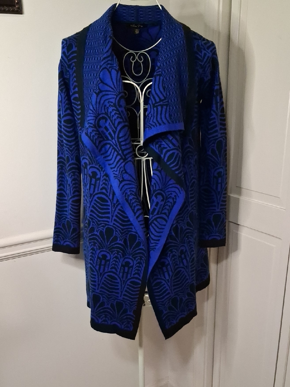 Melissa Paige Blue and Black Knit Patterned Cardigan